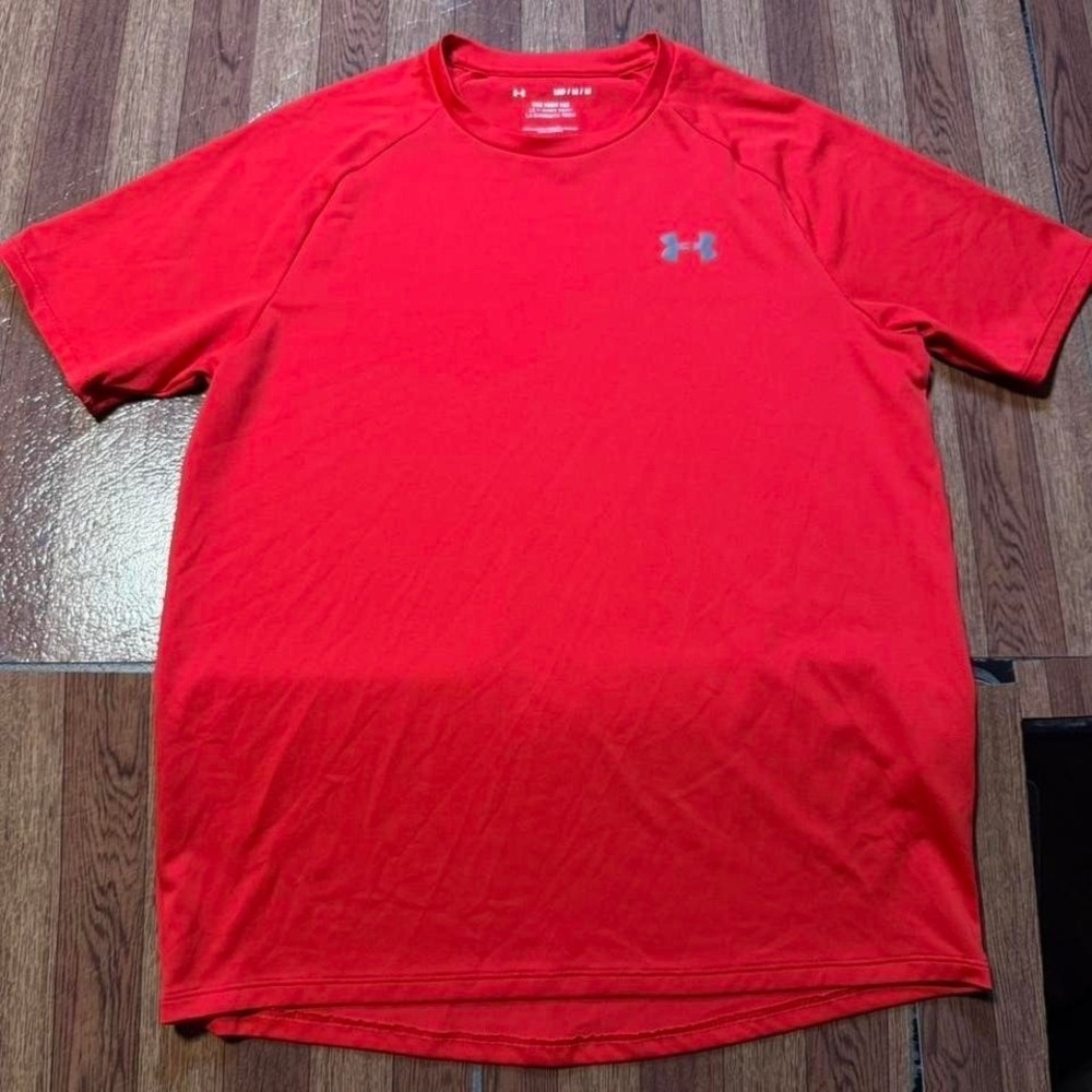 Under Armour Red Tech Tee Retro‎ Sportswear Running Train Shirt Medium